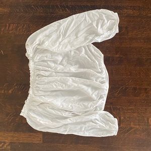 off-shoulder cropped white top | brandy melville